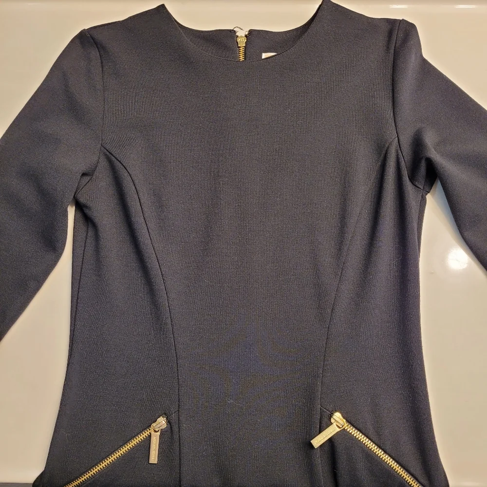 Michael Kors Longsleeve Little Black Dress Back Zip Closure Zip Pockets Size 4 - Picture 2 of 13